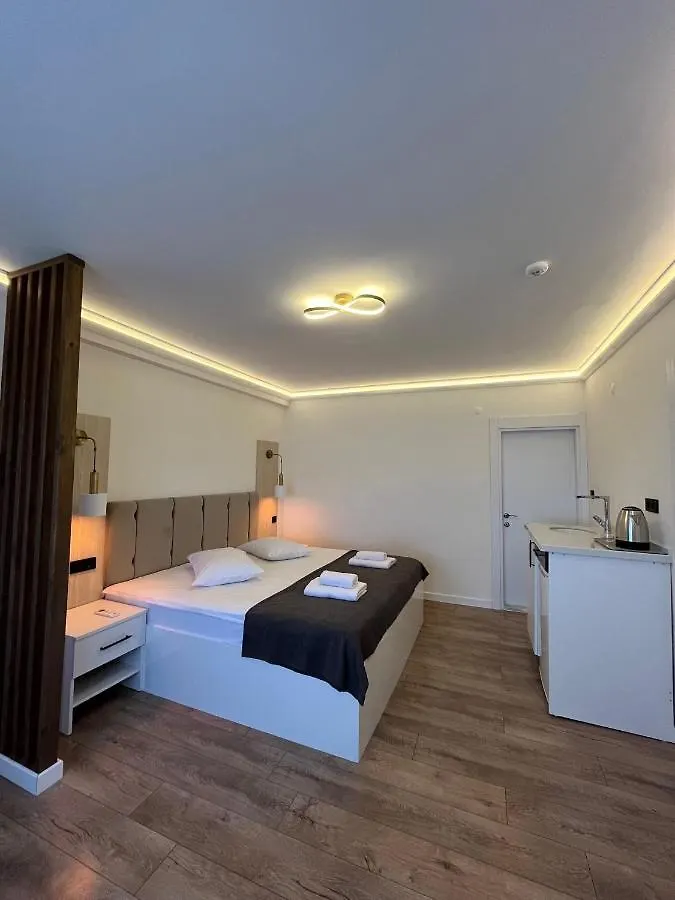 Golden Life Suit Trabzon 0*,