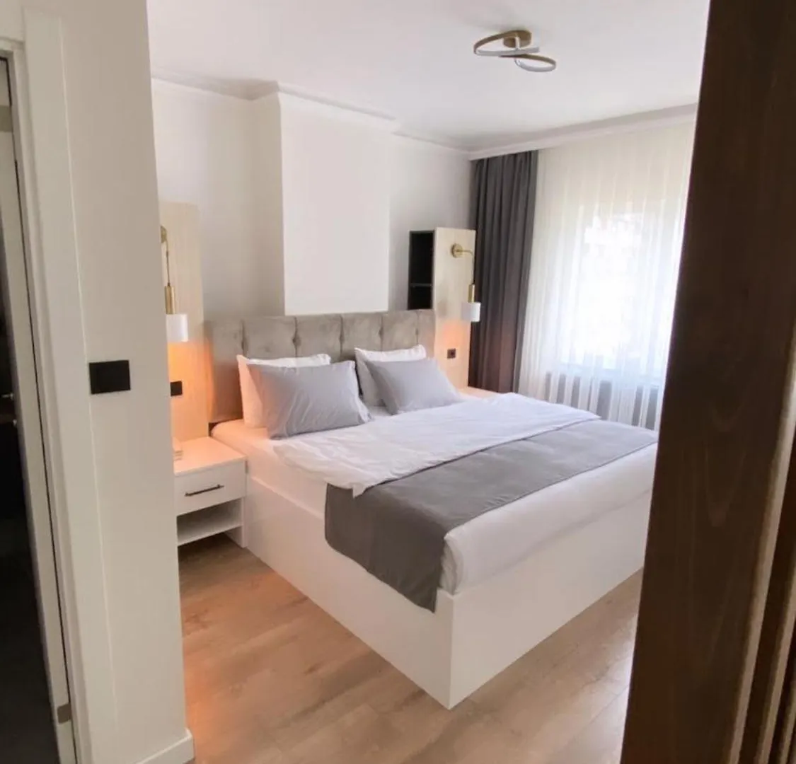 Golden Life Suit Trabzon