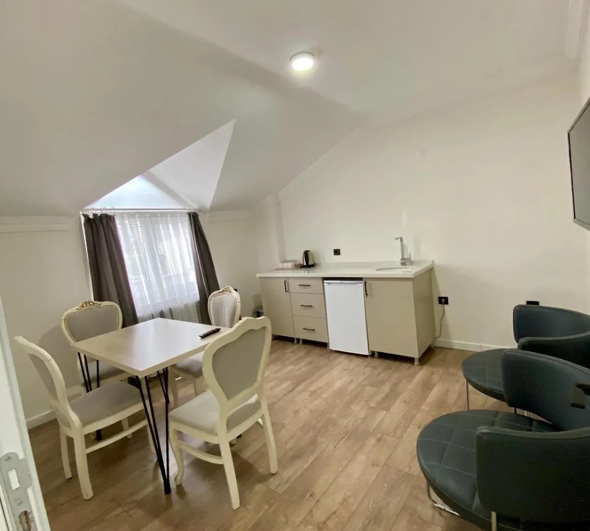 Apart Otel Golden Life Suit Trabzon Türkiye